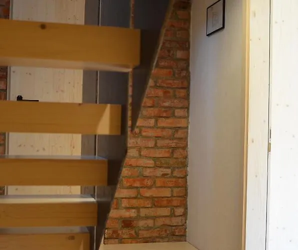 Tatil Evi Architektenhaus Reischl Mit Sauna Neubeuern
